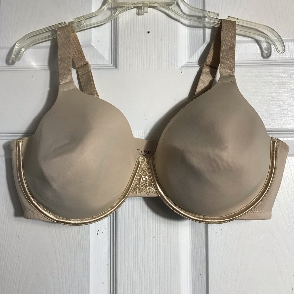 Vanity Fair Smooth Nude T-Shirt Bra - Intimates & Sleepwear 42D